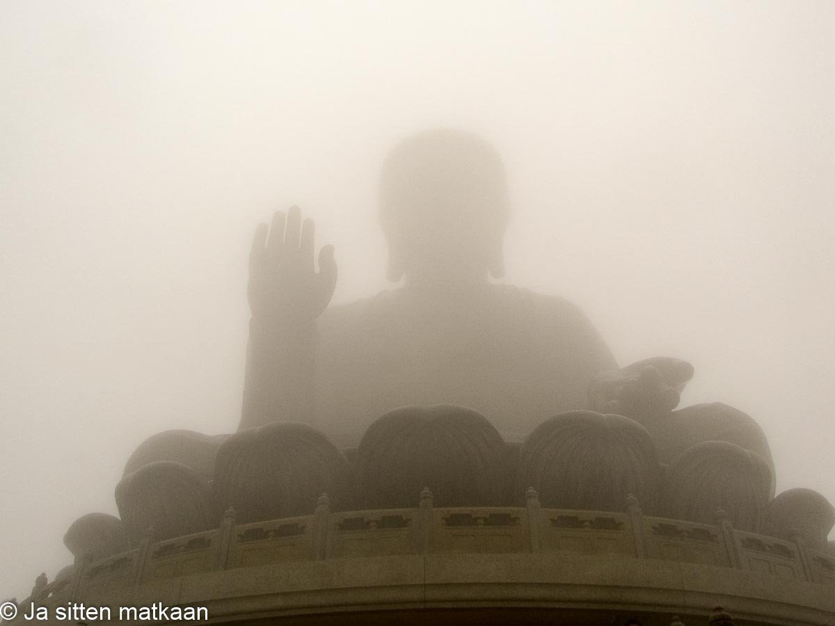 Hongkongin nähtävyyksiä - Tian Tan Buddha