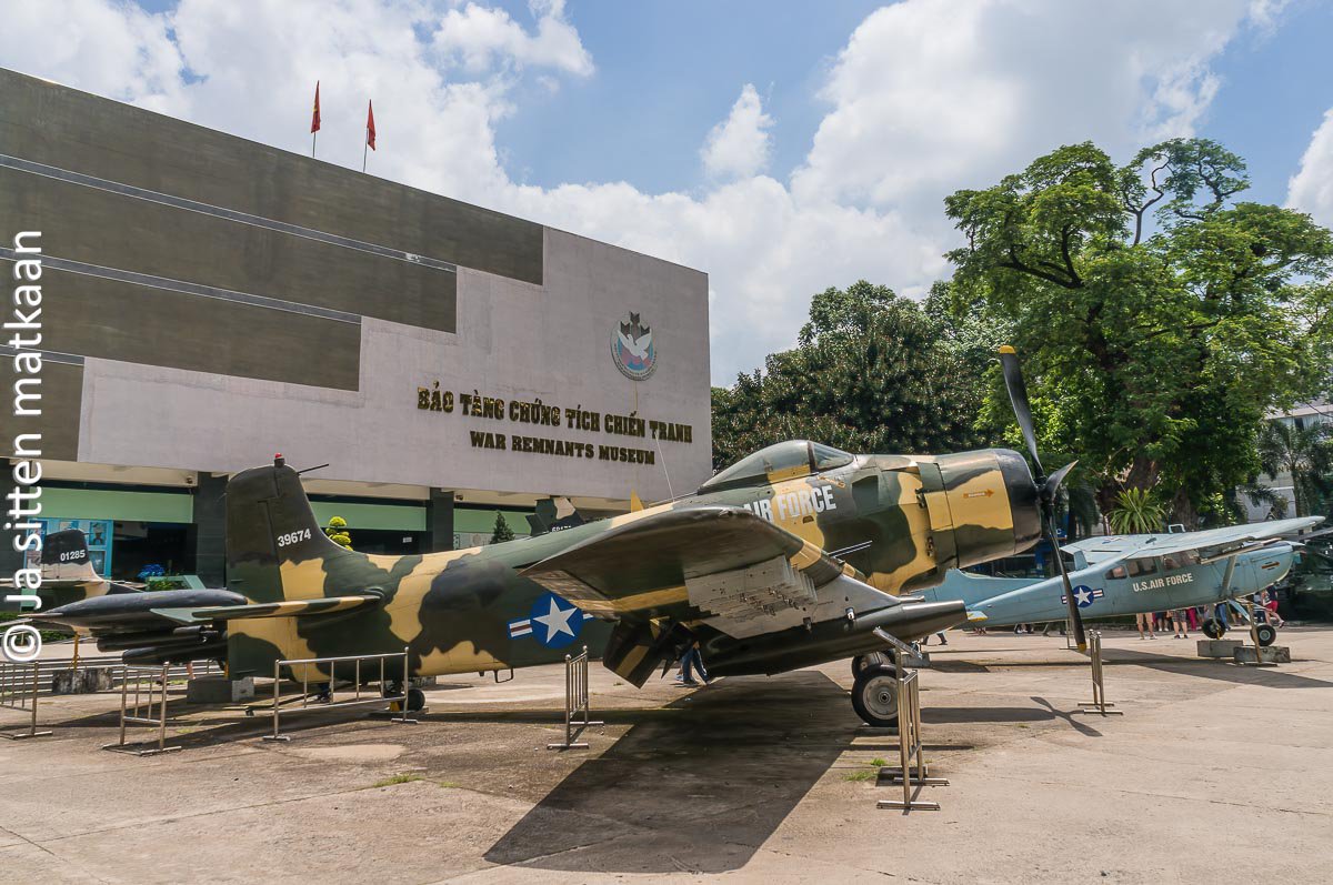 Saigonin nähtävyyksiä - War Remnants Museum