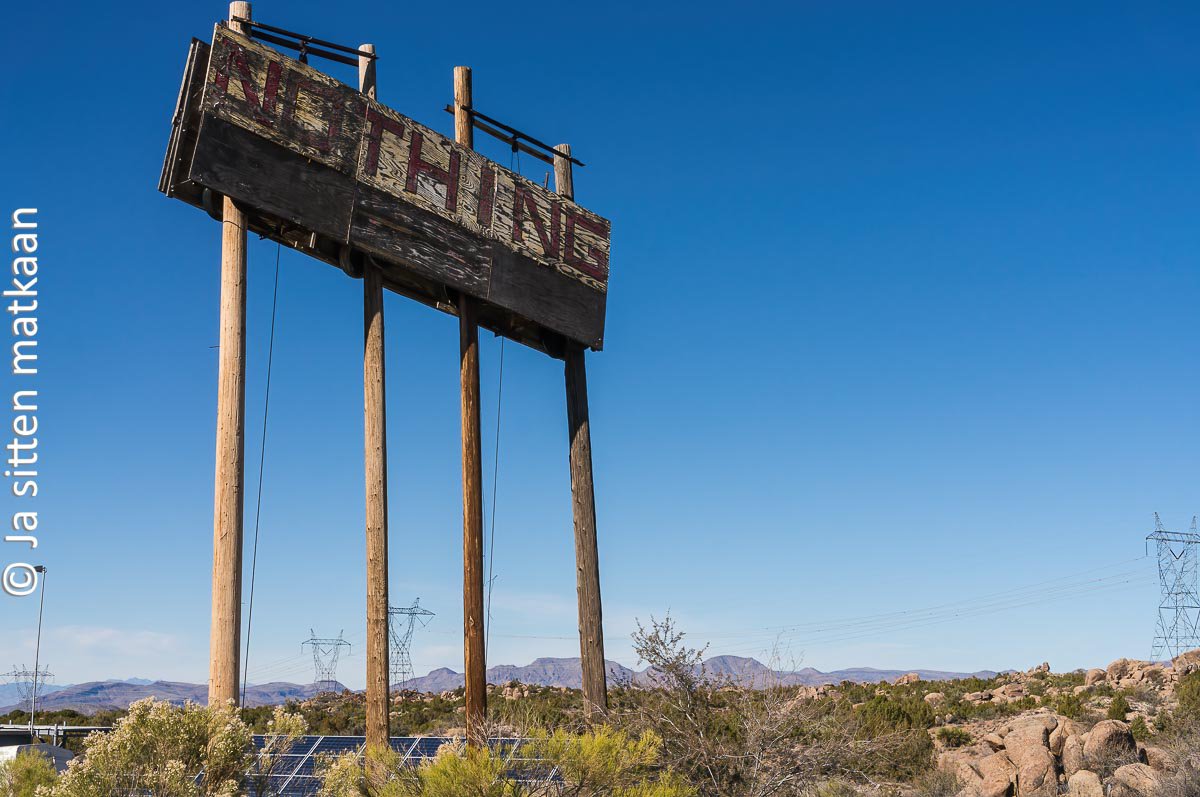 Arizonassa: Nothing, Arizona
