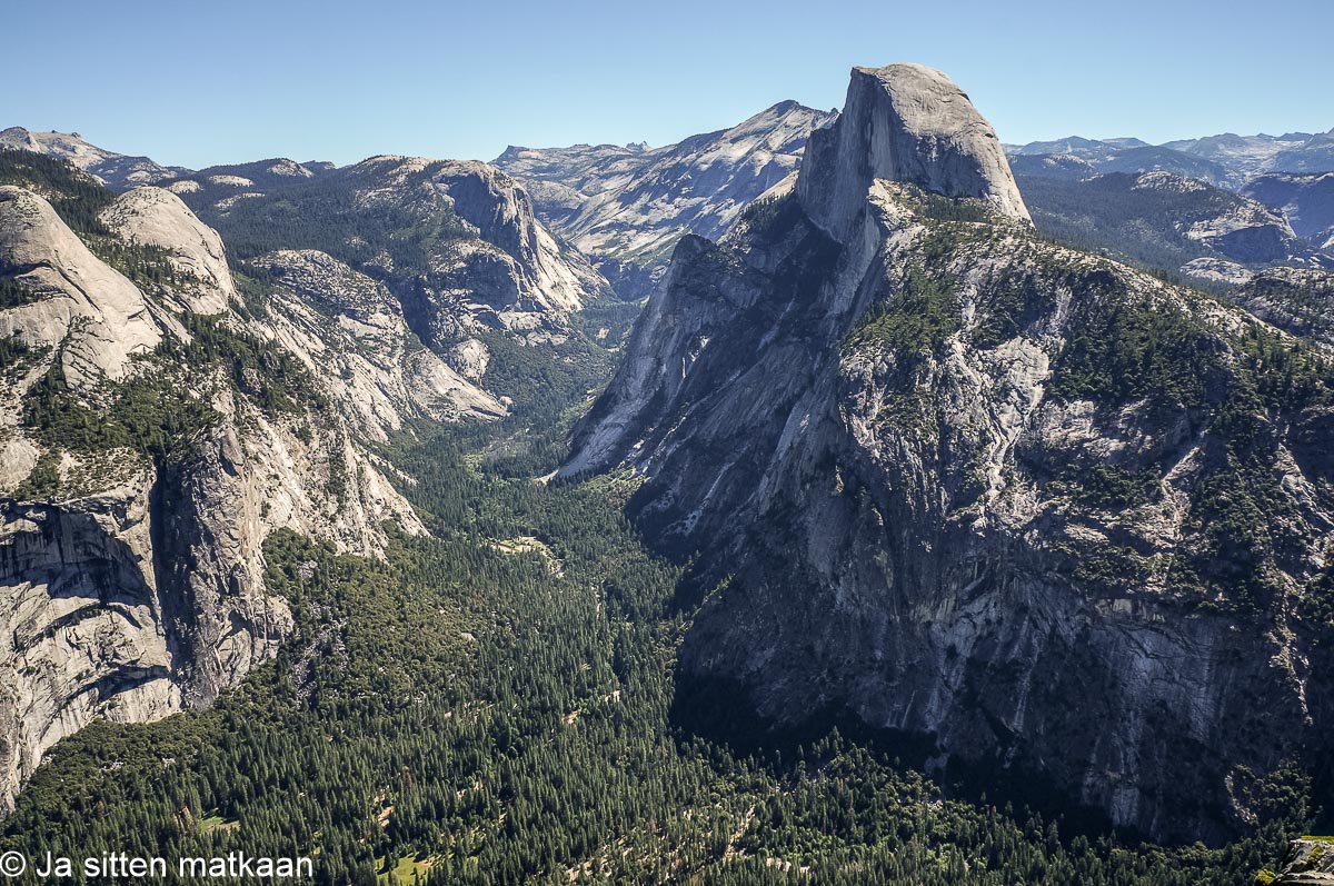 Kaliforniassa: Yosemiten laakso