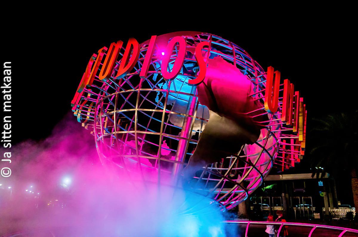 Opas Hollywoodin Universal Studios -huvipuistoon
