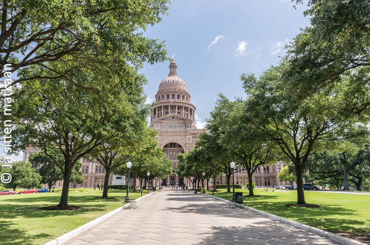Austinin nähtävyyksiä - Texas State Capitol